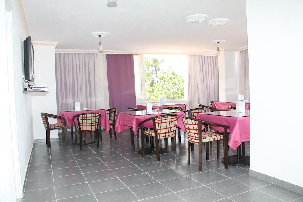 Demirci Hotel Antalya Bagian luar foto