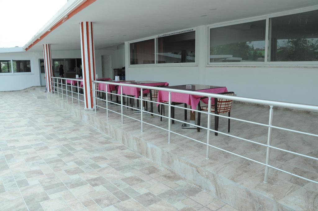 Demirci Hotel Antalya Bagian luar foto