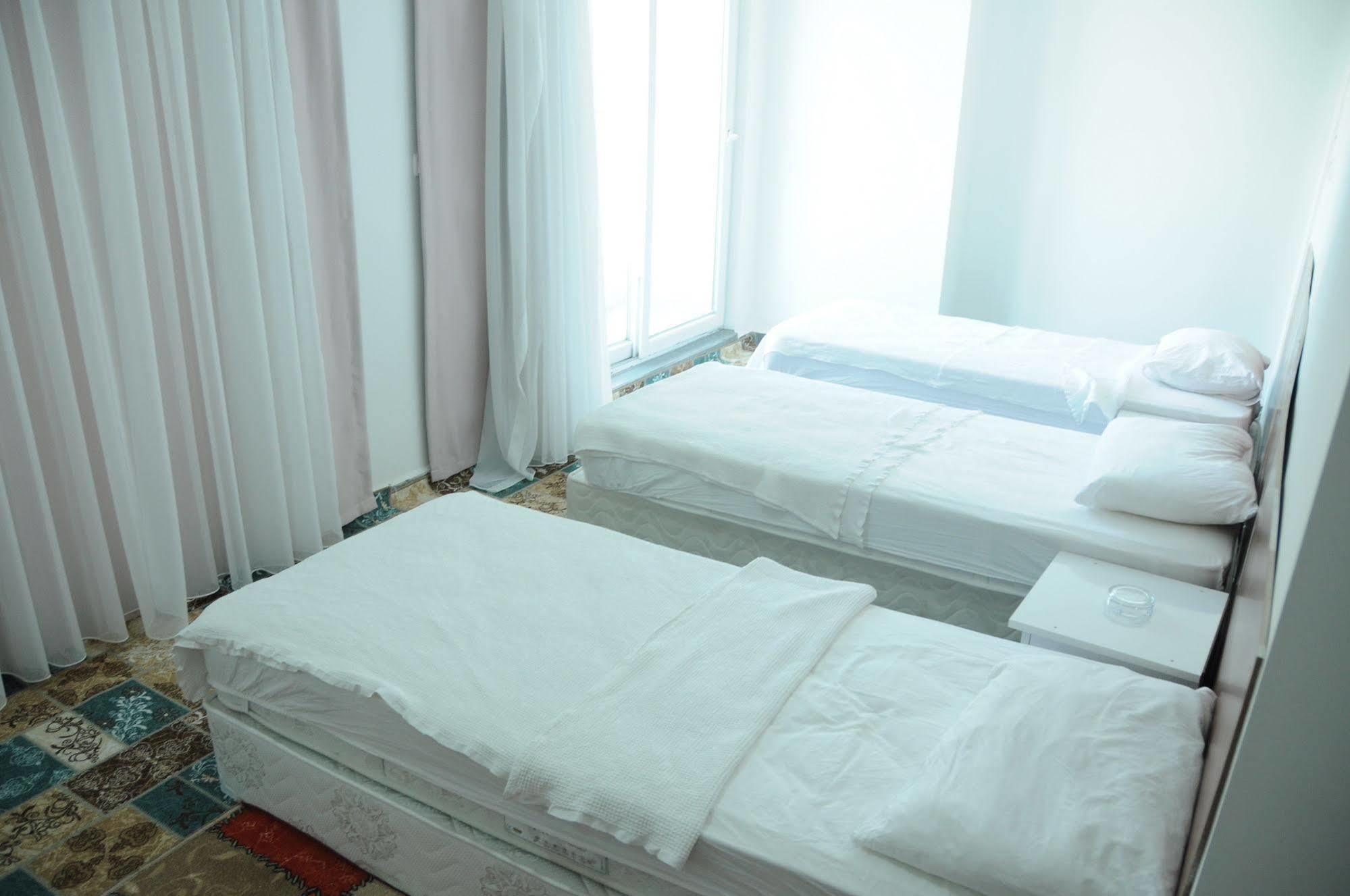 Demirci Hotel Antalya Bagian luar foto