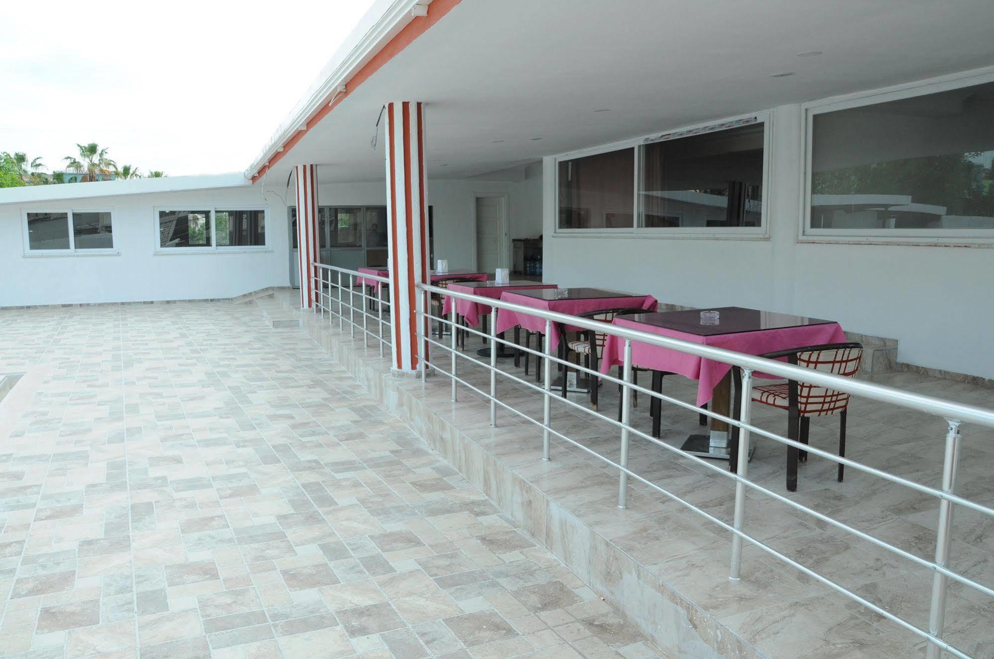 Demirci Hotel Antalya Bagian luar foto